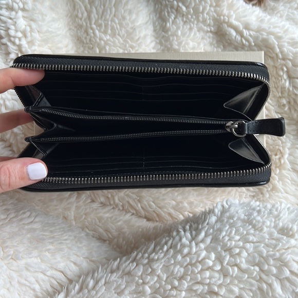 Burberry Wallet - Picture 6 of 8